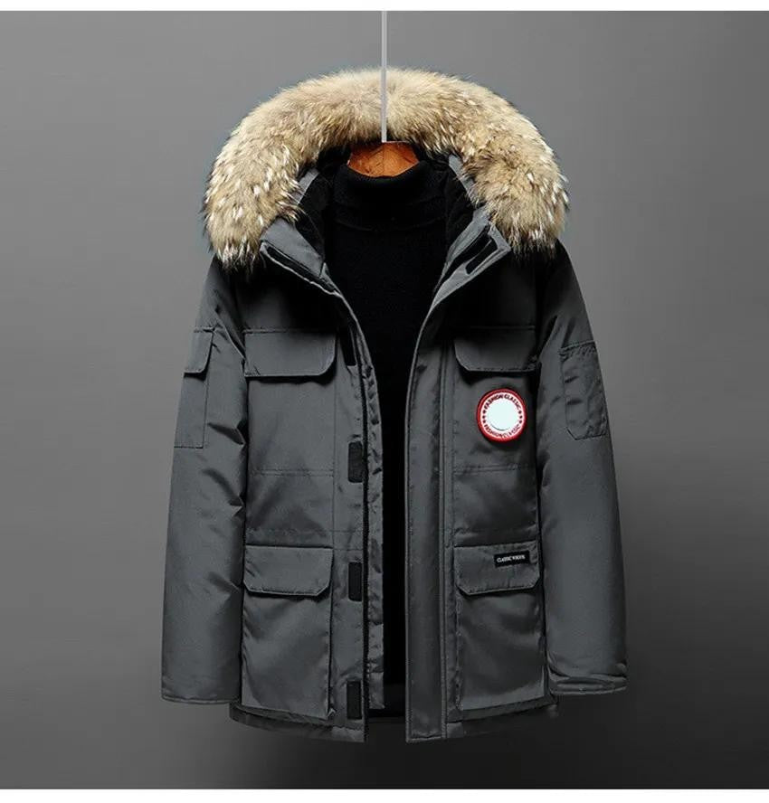 Parka classico con cappuccio in pelliccia sintetica, chiusura con cerniera