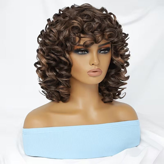 Esprimi la tua personalità con il massimo del volume grazie alla nostra Parrucca Afro Corta e Riccia da 35 cm con Frangia. TK