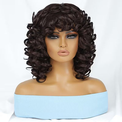 Esprimi la tua personalità con il massimo del volume grazie alla nostra Parrucca Afro Corta e Riccia da 35 cm con Frangia. TK